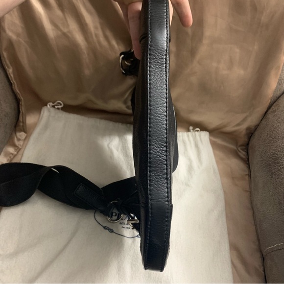 Prada Vitello Messenger Bag - Picture 5 of 15